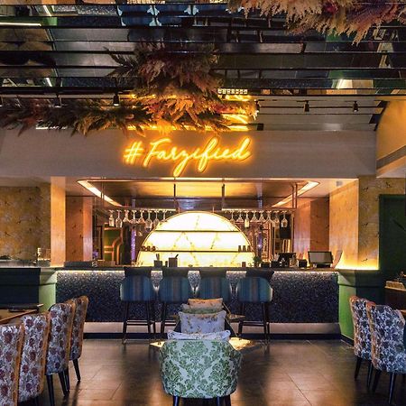 Radisson Gwalior Hotel Eksteriør billede